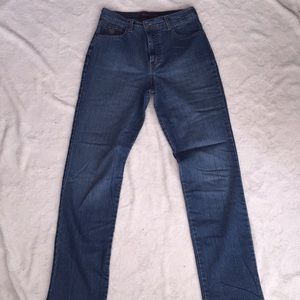 Gloria Vanderbilt Women’s Classic Denim Jeans